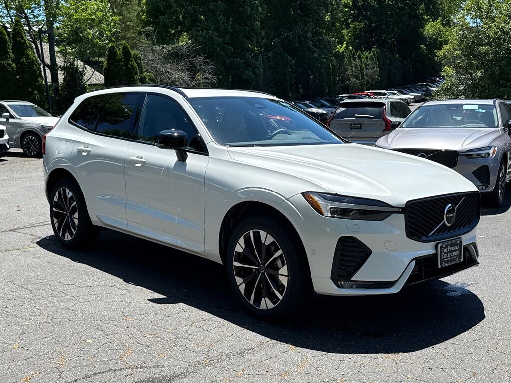 New 2026 Volvo XC60 B5 Plus SUV