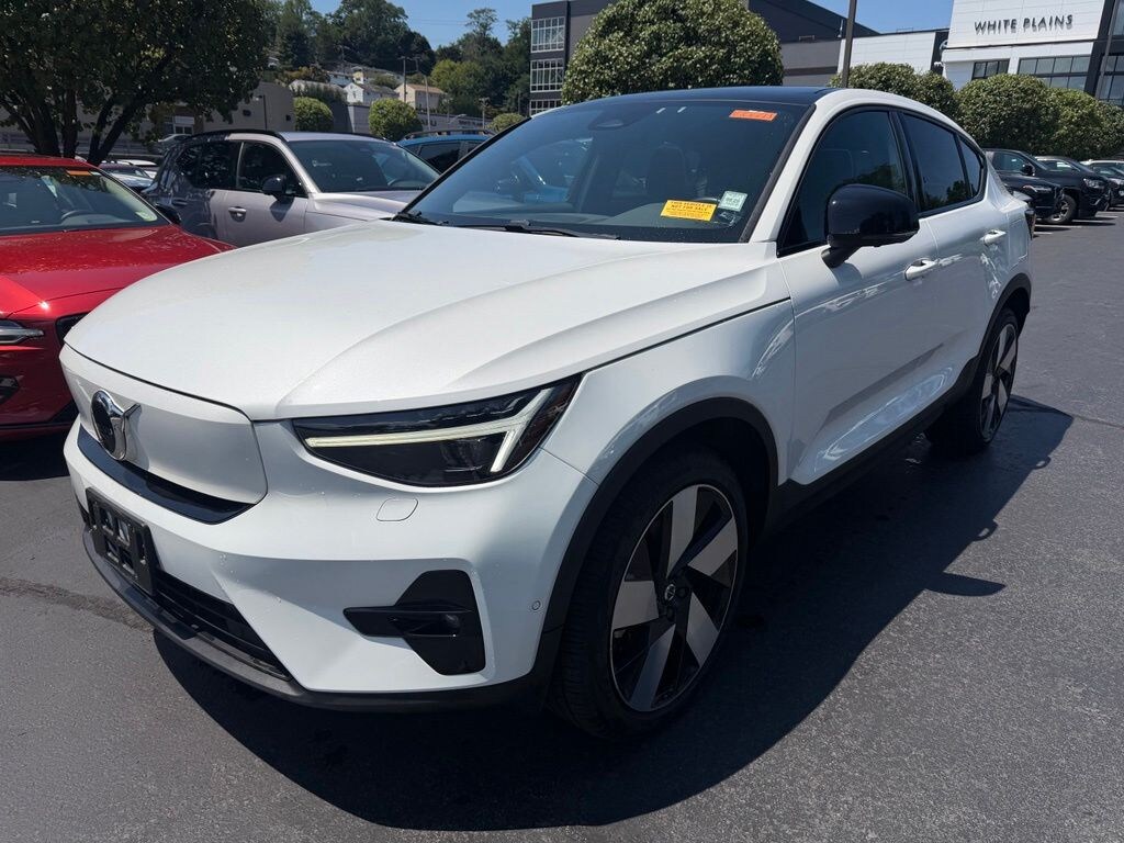 Used 2023 Volvo C40 Recharge Pure Electric Twin Ultimate SUV