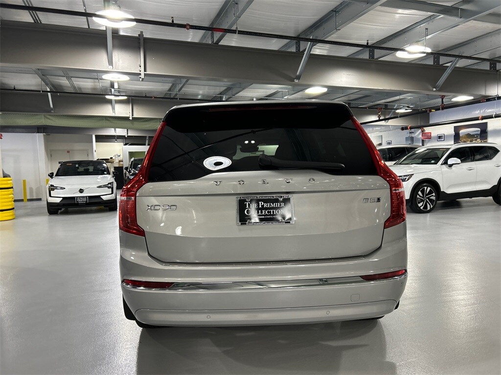 2024 Volvo XC90 B5 Core photo 3