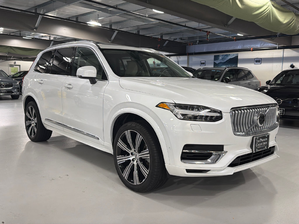 2025 Volvo XC90 Plug-In Hybrid