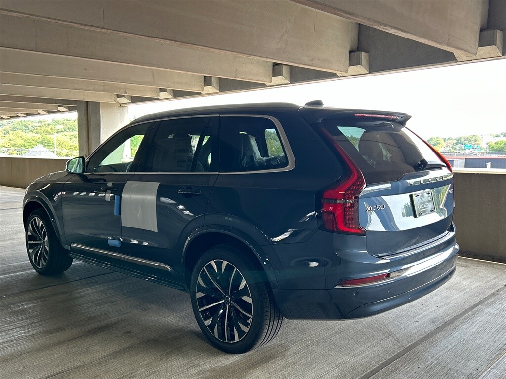 2026 Volvo XC90 Plus photo 4