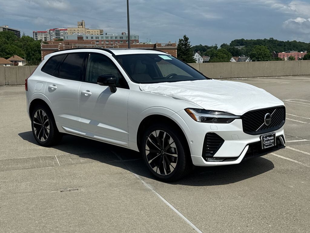 New 2026 Volvo XC60 B5 Plus SUV