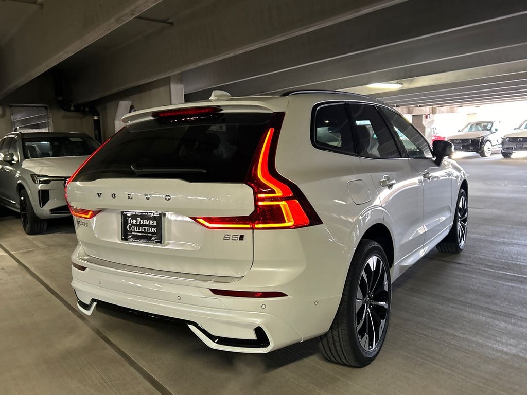New 2026 Volvo XC60 B5 Plus SUV