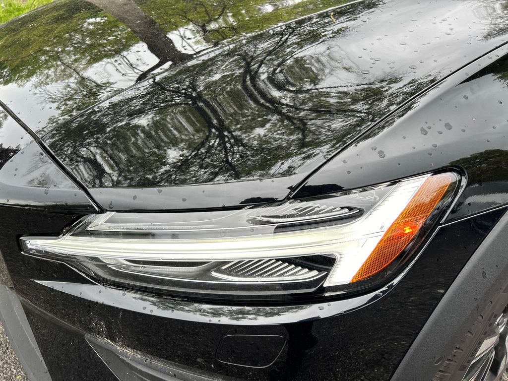 2026 Volvo V60 Cross Country Ultra - Photo 7