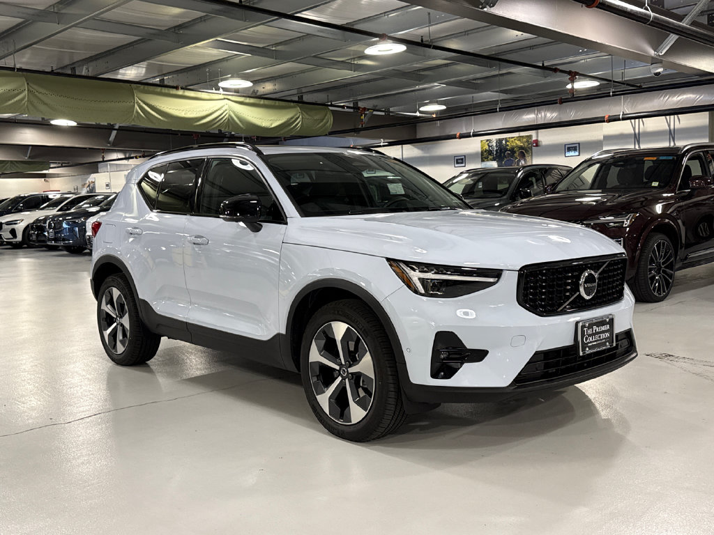  Volvo XC40