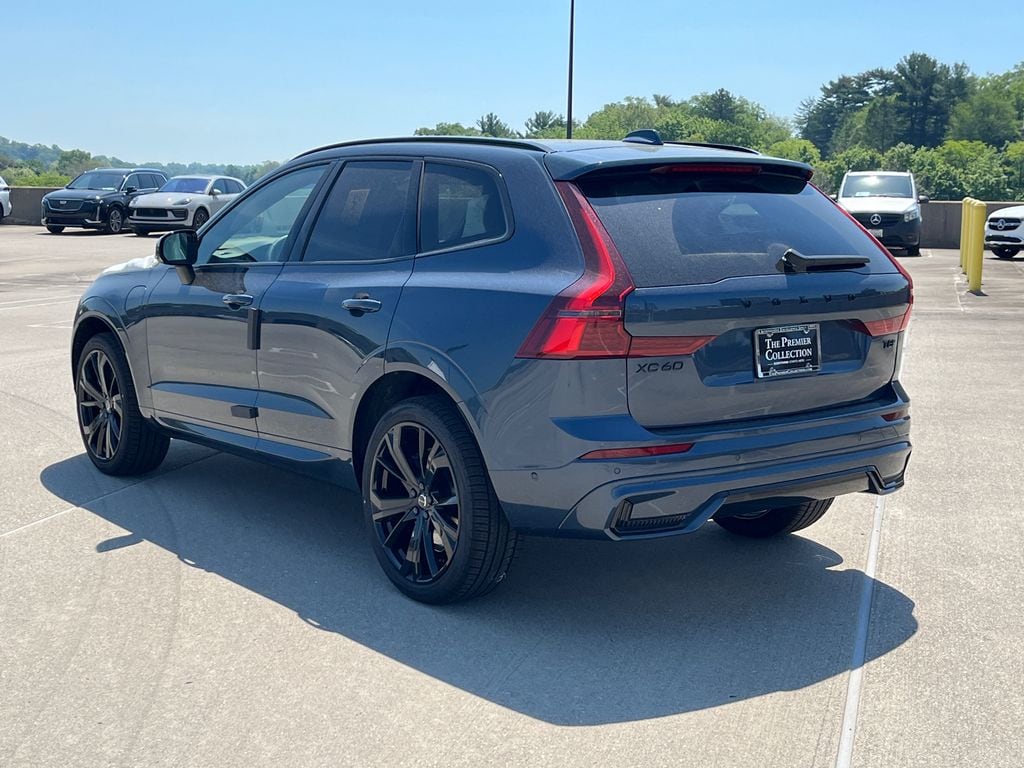 New 2026 Volvo XC60 plug-in hybrid T8 Ultra Black Edition SUV