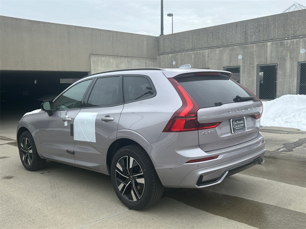 New 2026 Volvo XC60 B5 Plus SUV