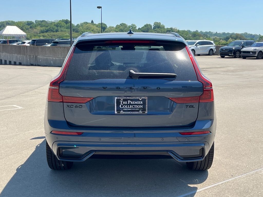 New 2026 Volvo XC60 plug-in hybrid T8 Ultra Black Edition SUV
