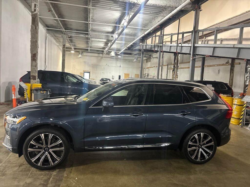 Used 2023 Volvo XC60 B5 AWD Ultimate Bright SUV