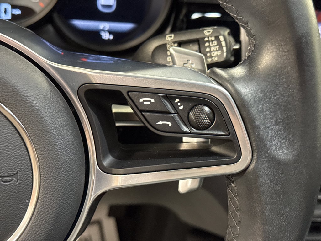 2021 Porsche Macan S - Photo 13