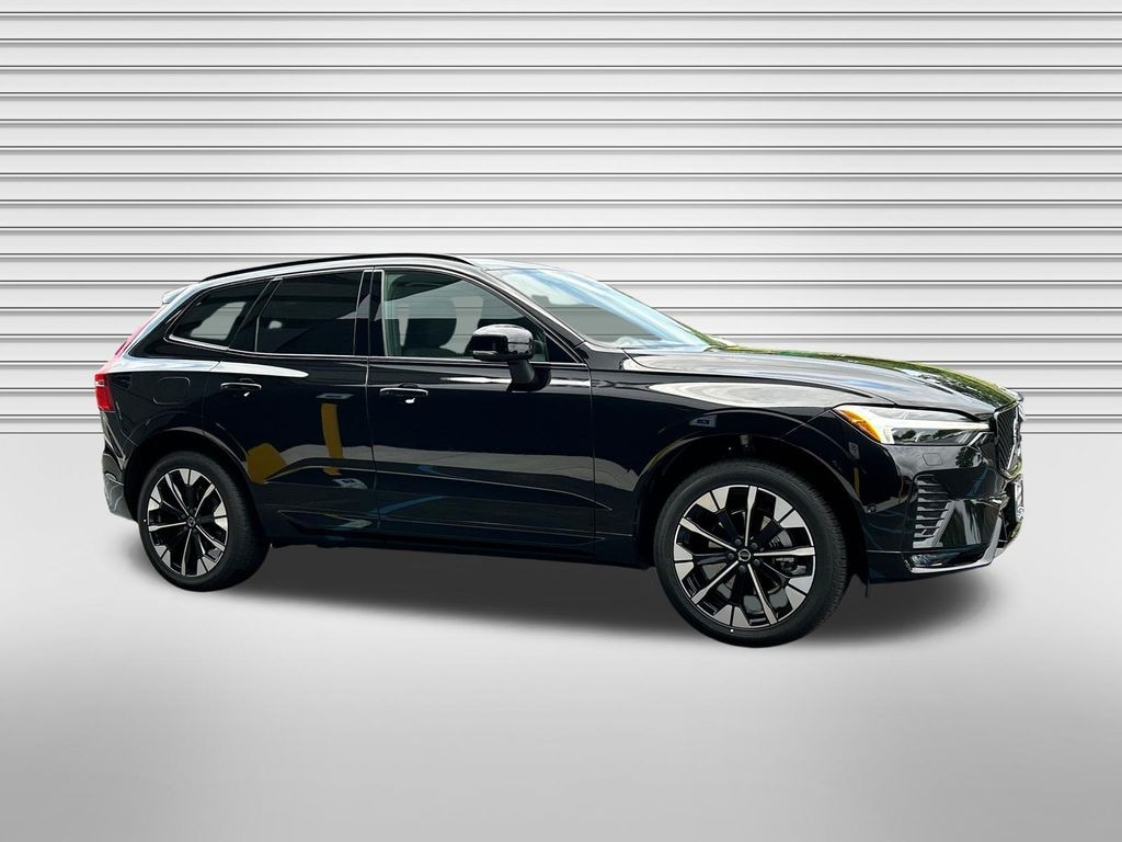 New 2026 Volvo XC60 B5 Plus SUV