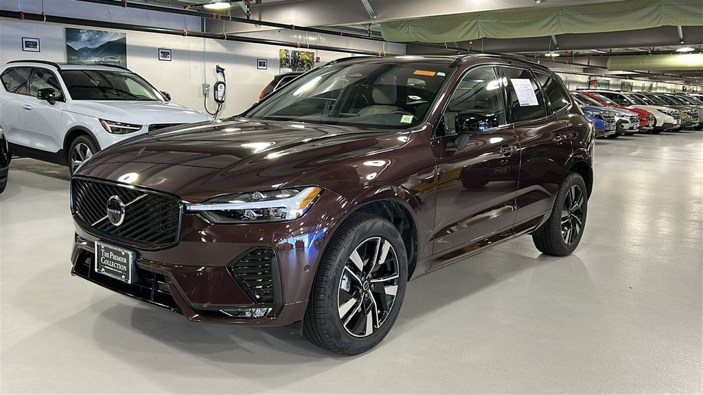 New 2026 Volvo XC60 B5 Plus SUV