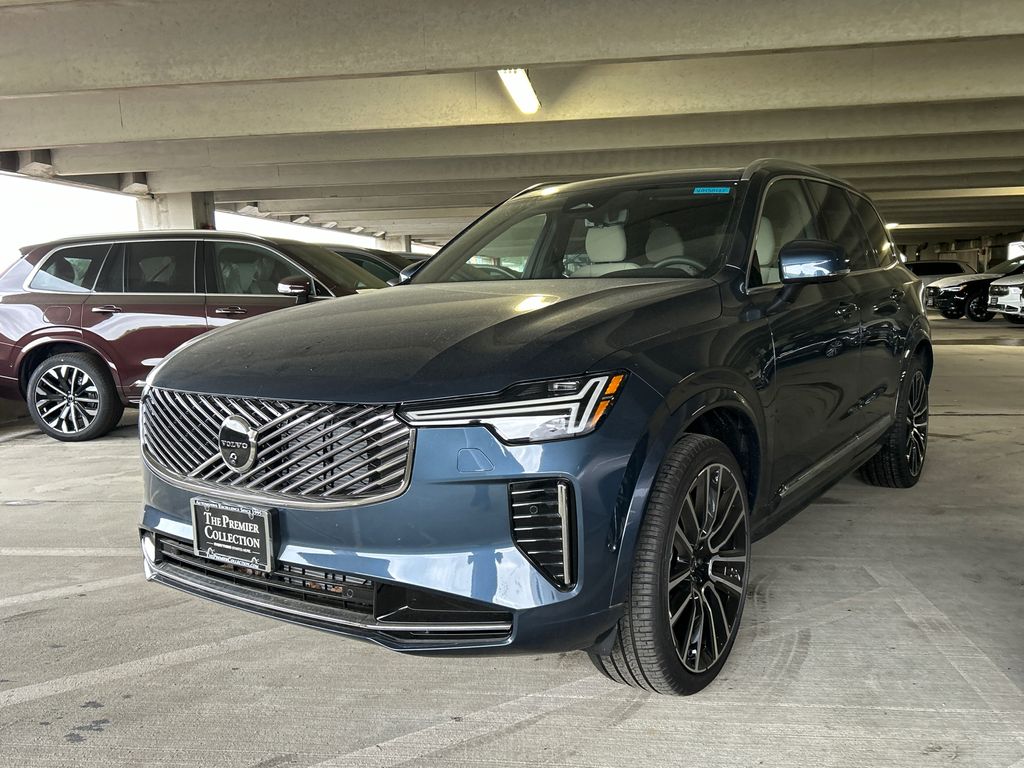 2026 Volvo XC90 Plus - Photo 5