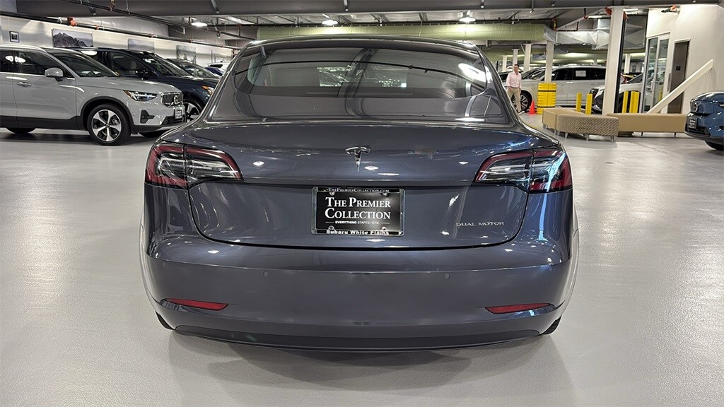 2018 Tesla Model 3 Long Range photo 2