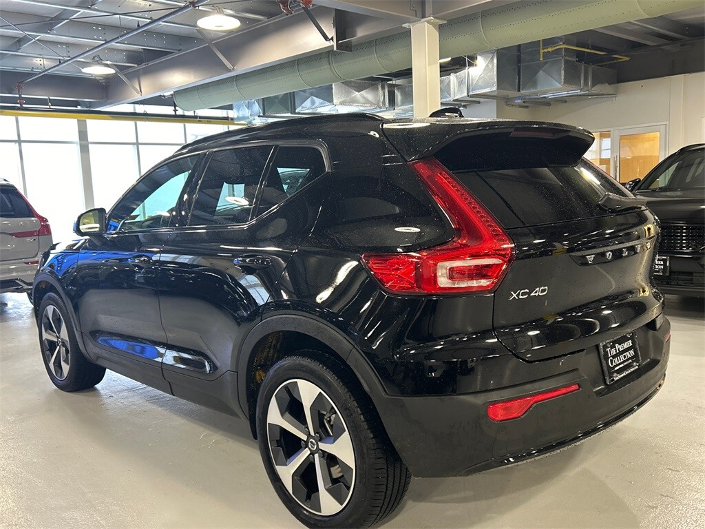 Certified 2025 Volvo XC40 B5 Plus Dark Theme SUV
