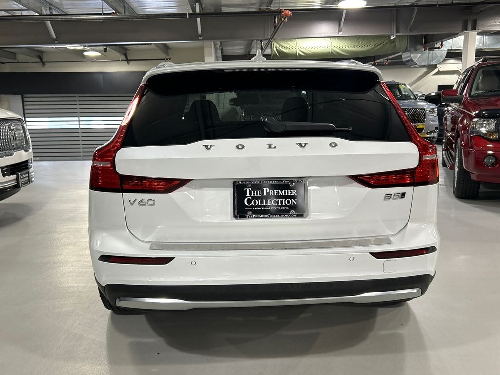 Used 2025 Volvo V60 Cross Country B5 Ultra Wagon