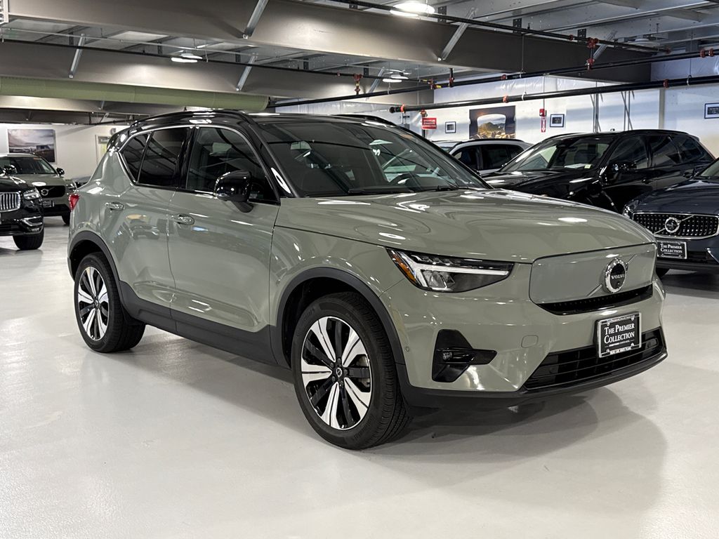 2023 Volvo XC40 Recharge Pure Electric