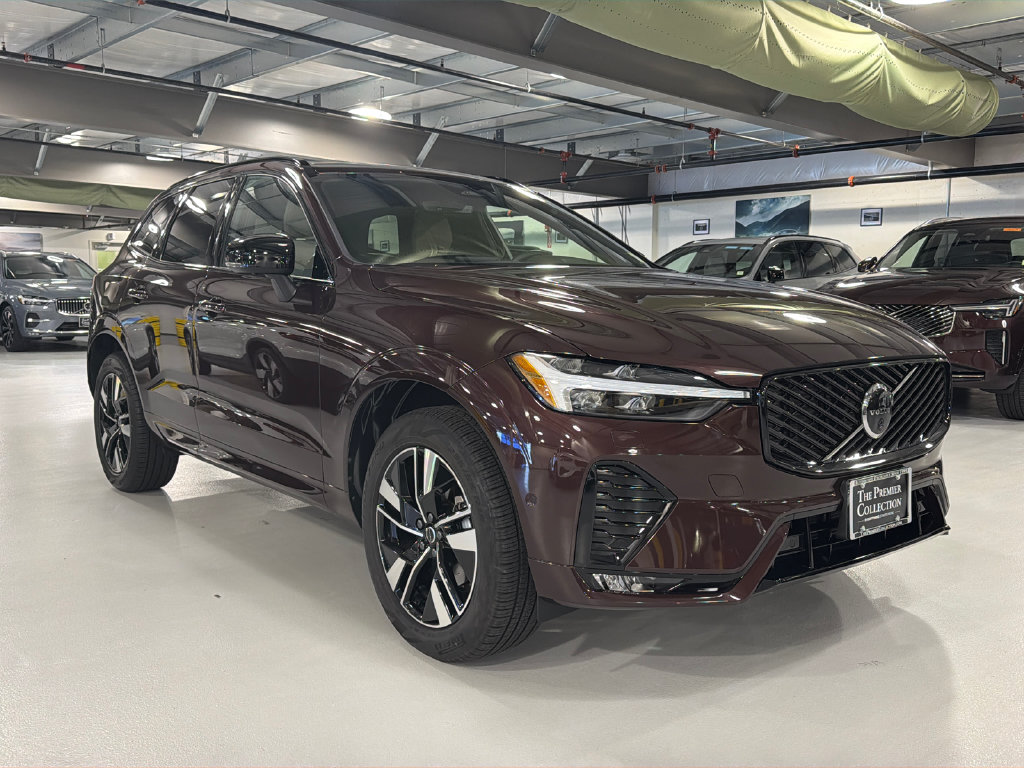 New 2026 Volvo XC60 B5 Plus SUV