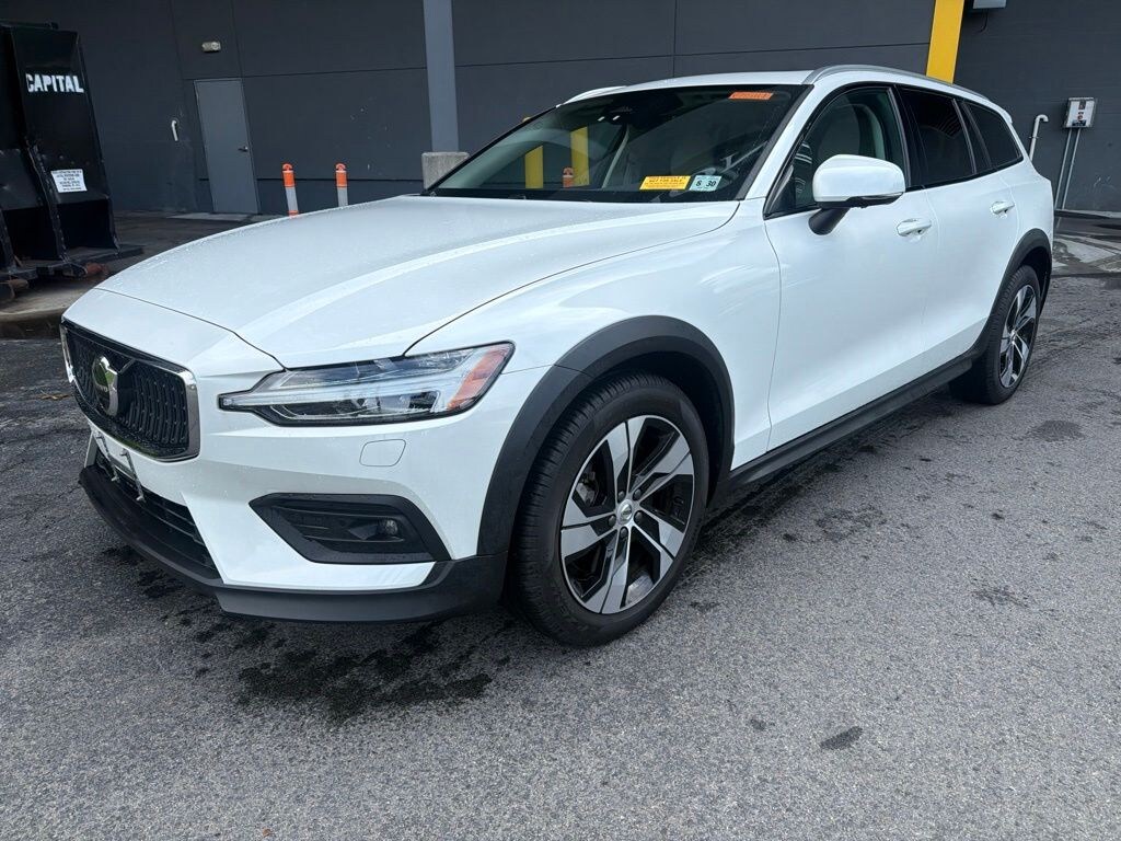 Used 2025 Volvo V60 Cross Country B5 Plus Wagon
