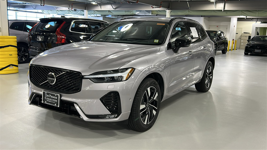 New 2026 Volvo XC60 B5 Plus SUV