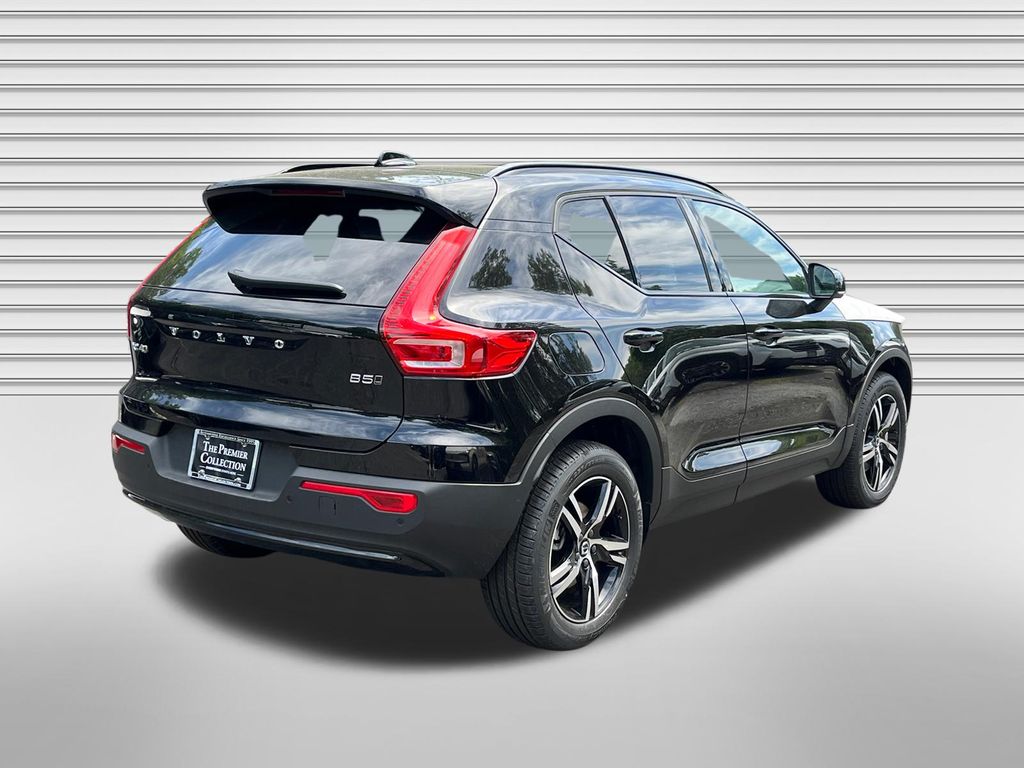 New Onyx Black 2026 Volvo XC40 For Sale, Lease or Finance Near NYC