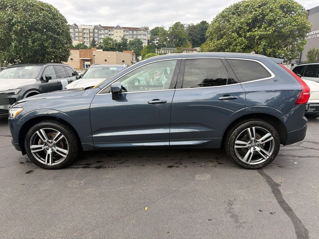 Used 2021 Volvo XC60 T5 Momentum SUV