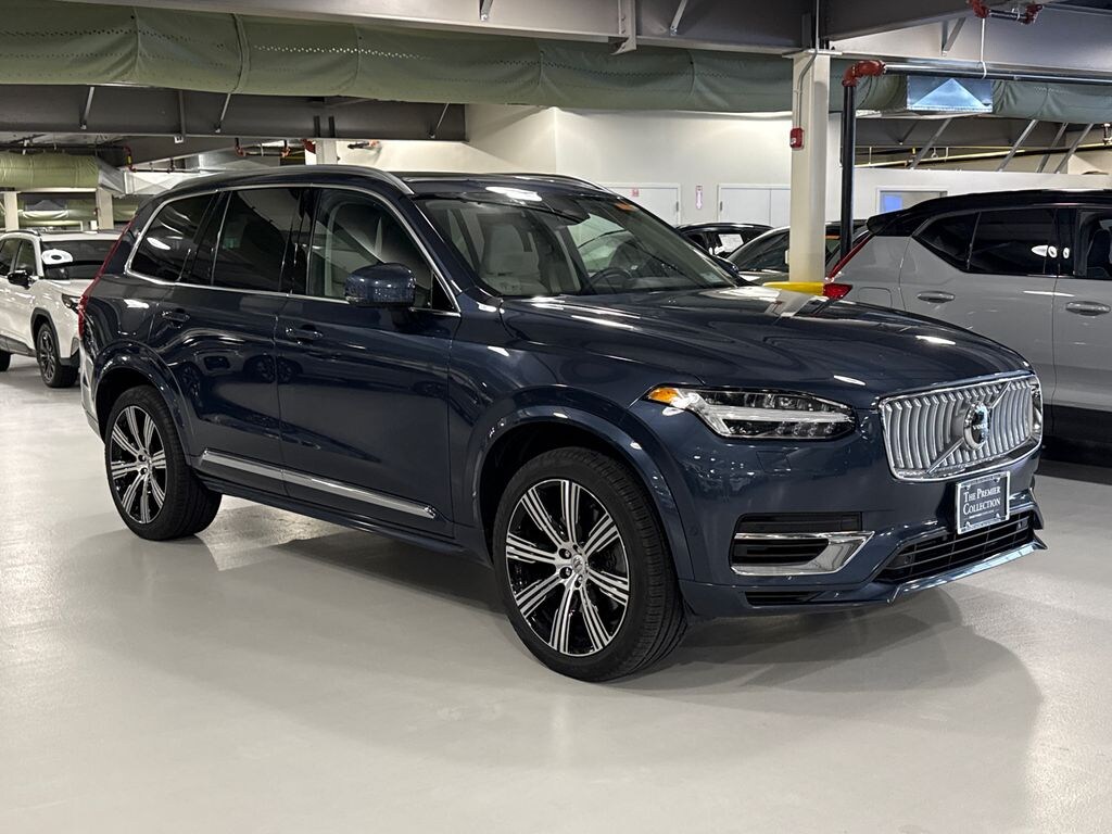 Certified 2025 Volvo XC90 plug-in hybrid T8 Plus 7-Seater SUV