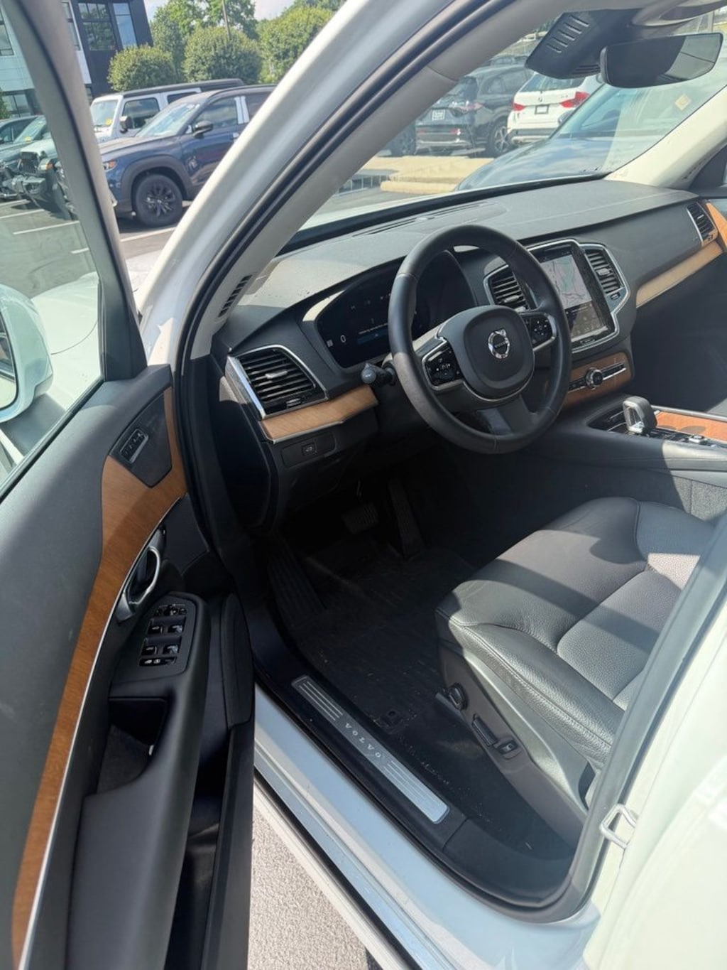 Used 2023 Volvo XC90 B6 AWD Plus 6-Seater SUV