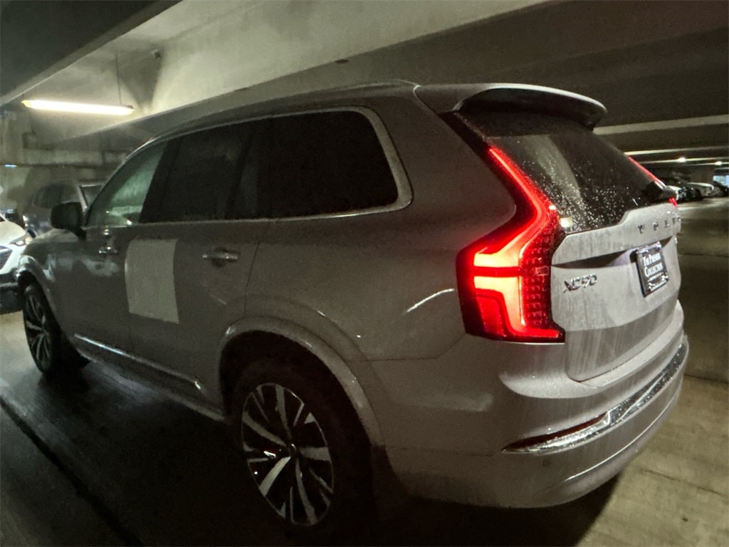 New 2026 Volvo XC90 B5 Core SUV