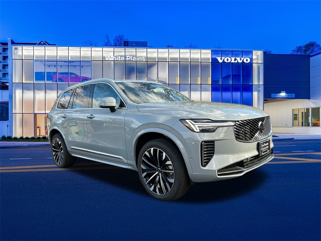 2026 Volvo XC90 Plus's photo