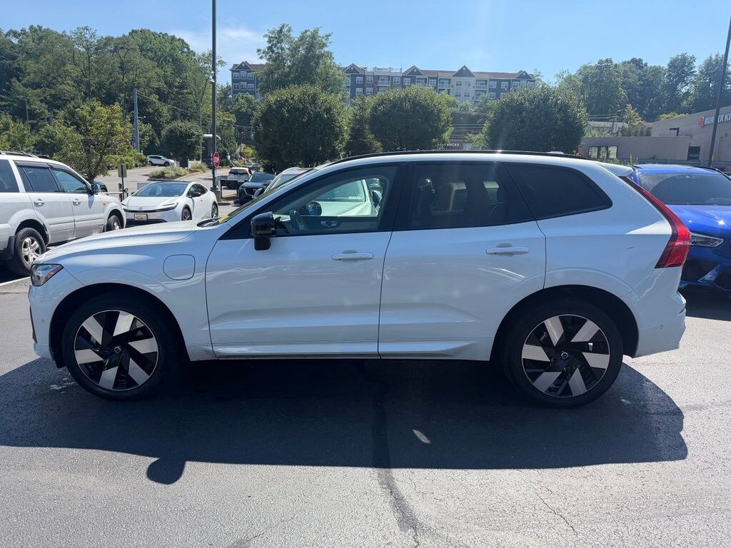 Used 2024 Volvo XC60 plug-in hybrid T8 Plus Dark SUV