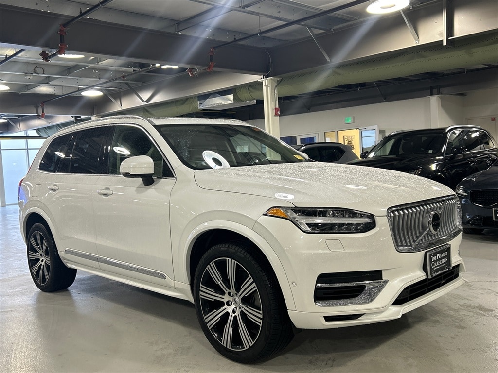2024 Volvo XC90 Ultimate's photo