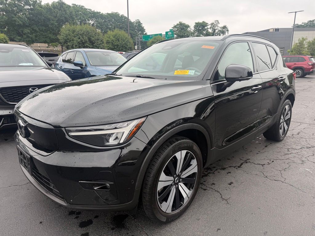 2023 Volvo XC40 P8 Recharge Plus AWD's photo