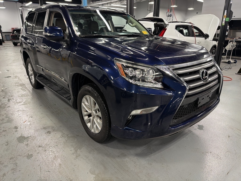 2017 Lexus GX Base's photo