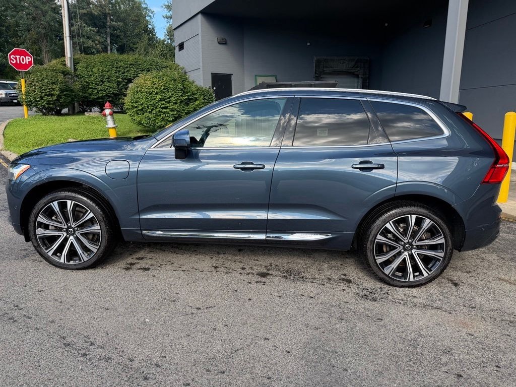 Used 2023 Volvo XC60 Recharge Plug-In Hybrid Ultimate Bright SUV