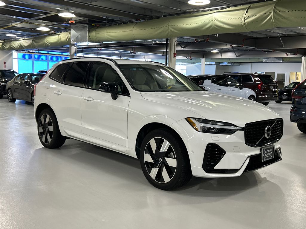 2024 Volvo XC60 Recharge Plug-In Hybrid