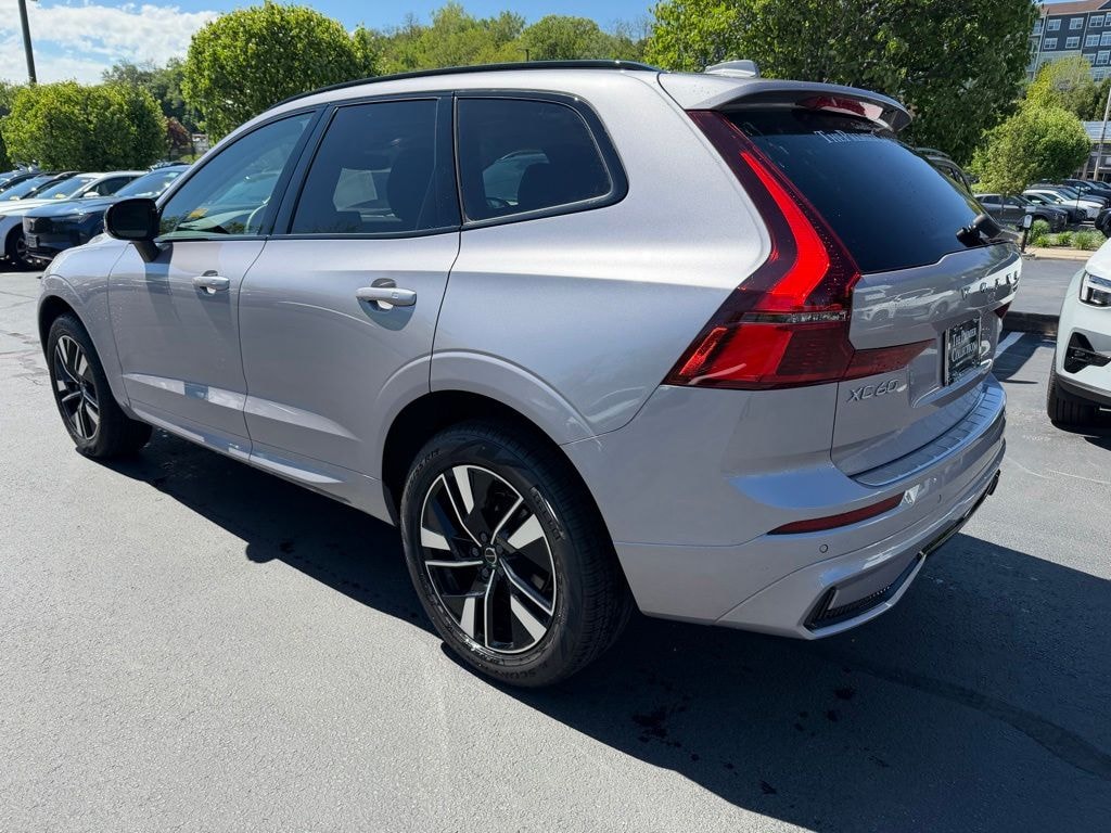 New 2026 Volvo XC60 B5 Core SUV
