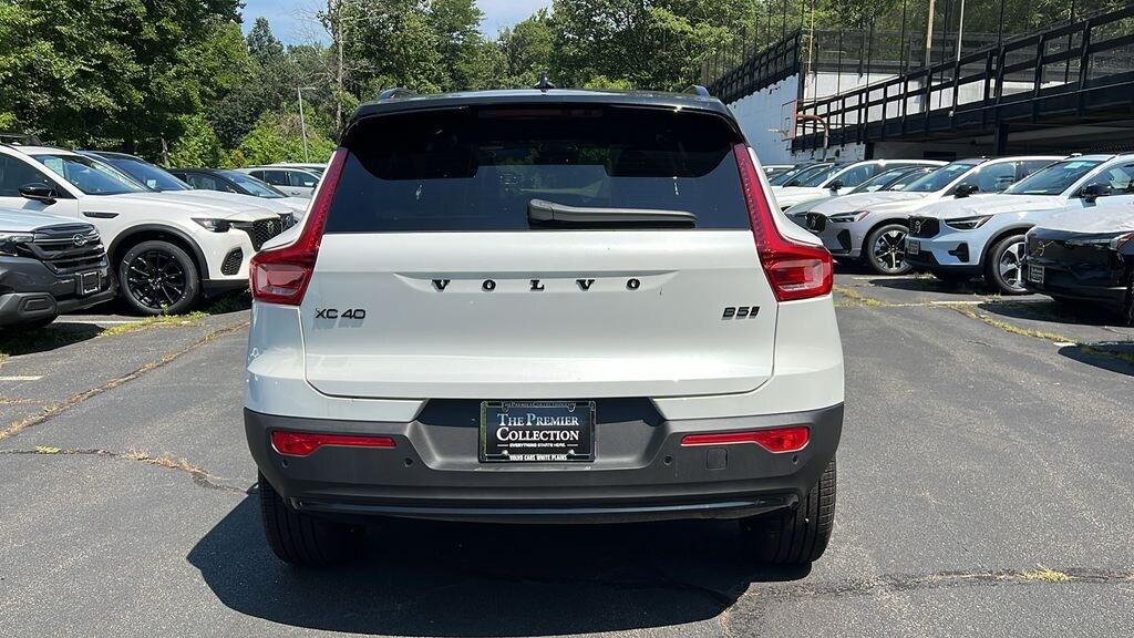 New 2026 Volvo XC40 B5 Ultra Black Edition SUV