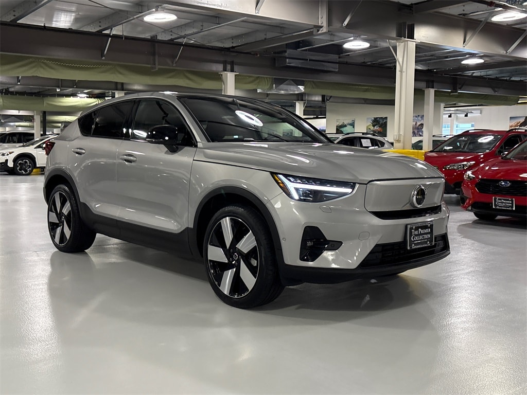 2023 Volvo C40