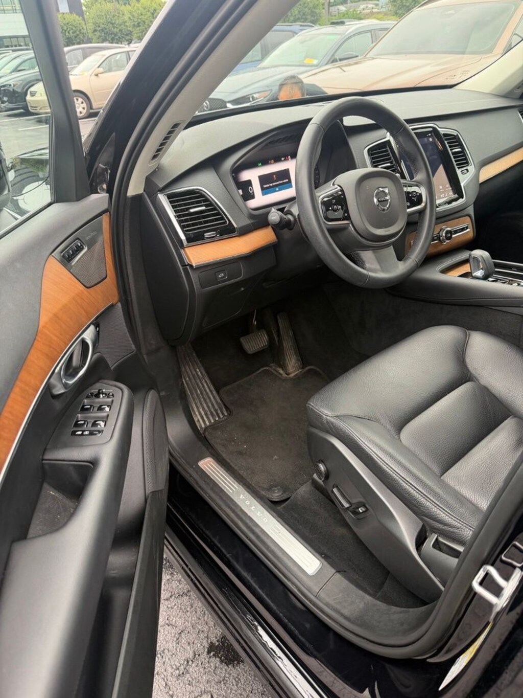 Used 2023 Volvo XC90 B6 AWD Plus 7-Seater SUV