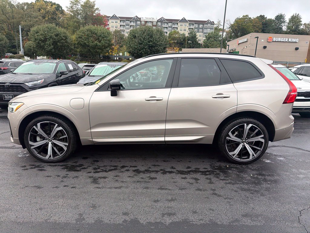 Certified 2024 Volvo XC60 plug-in hybrid T8 Ultimate Dark SUV