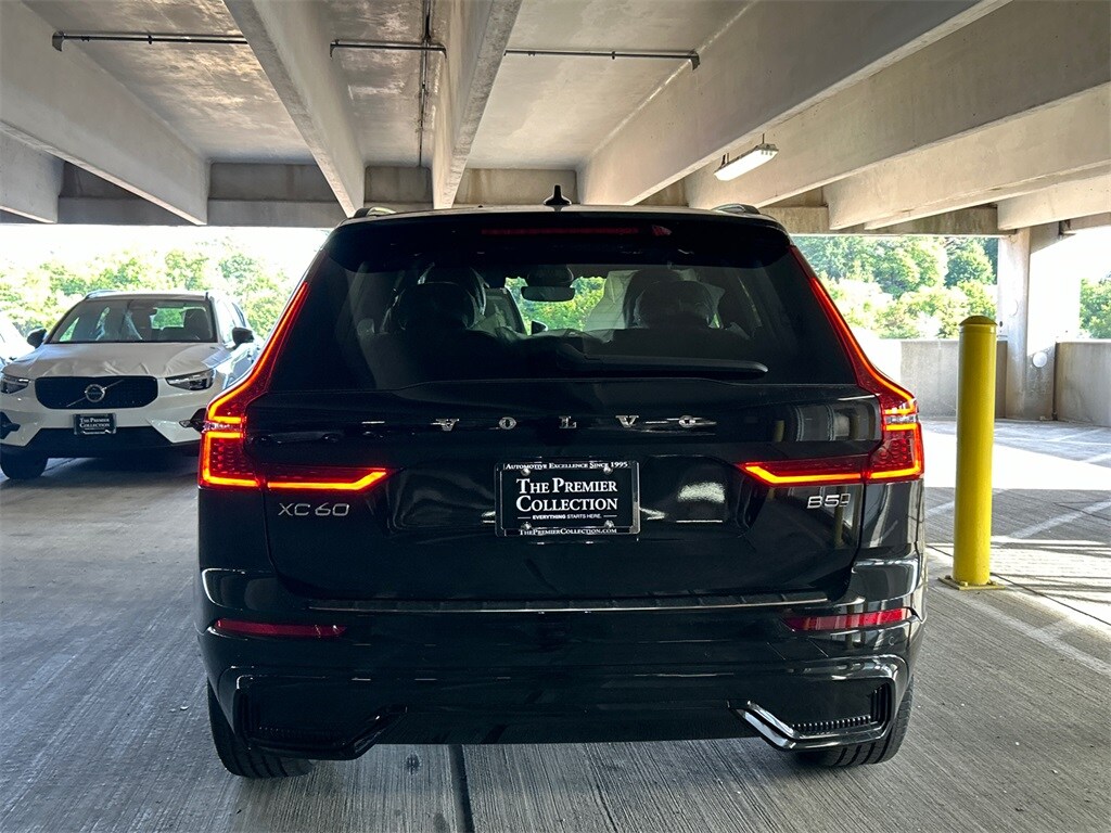 2026 Volvo XC60 B5 Plus photo 3
