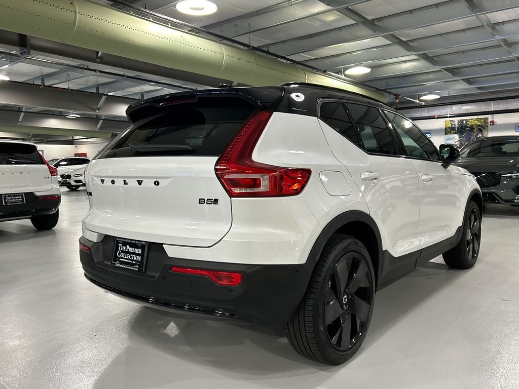 New 2026 Volvo XC40 B5 Ultra Black Edition SUV