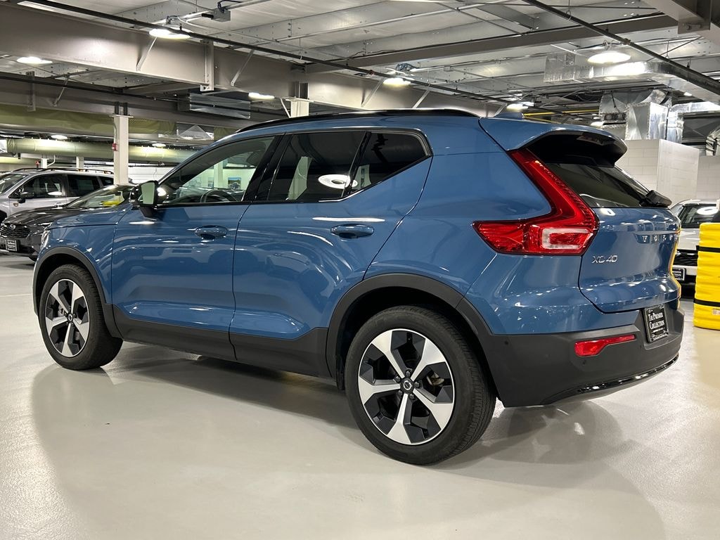 Certified 2025 Volvo XC40 B5 Plus Dark Theme SUV