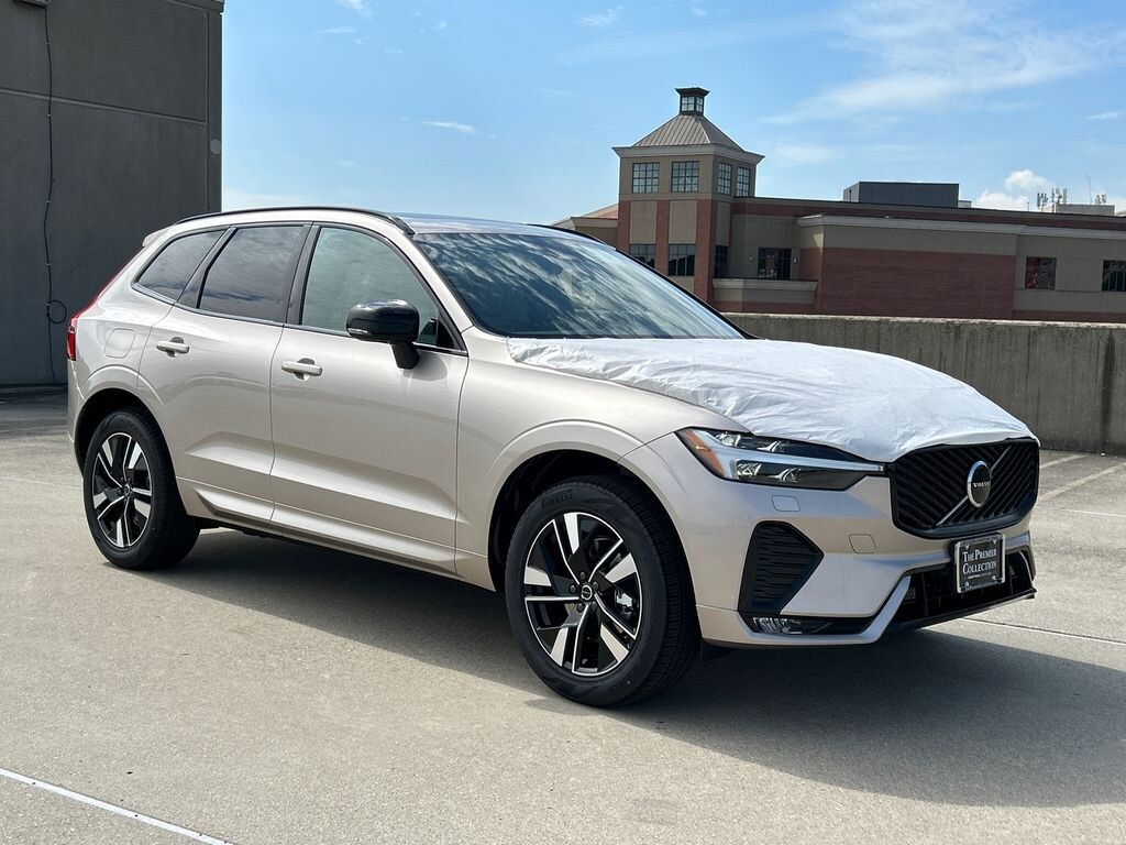 New 2027 Volvo XC60 B5 Core SUV