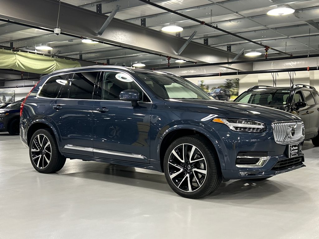2023 Volvo XC90 B6 Plus 6-Seater 4WD's photo