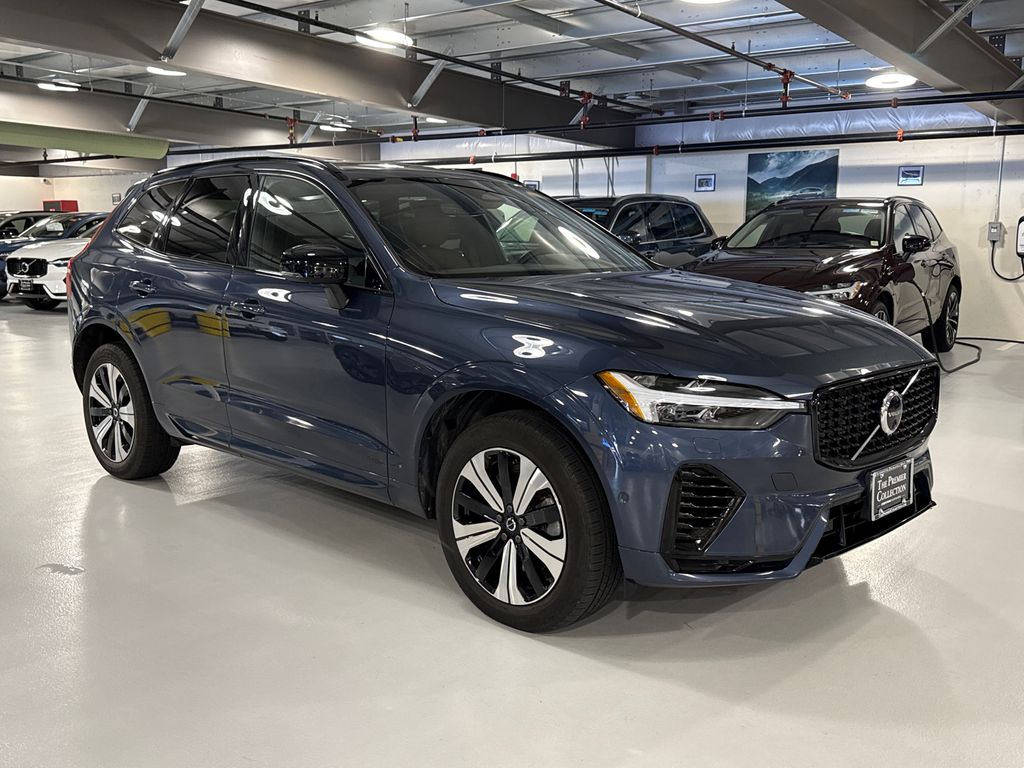 2024 Volvo XC60 Recharge Plug-In Hybrid