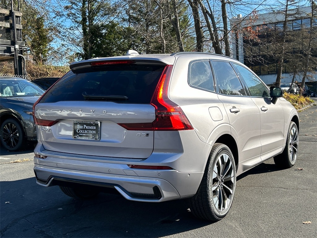 New 2026 Volvo XC60 B5 Plus SUV