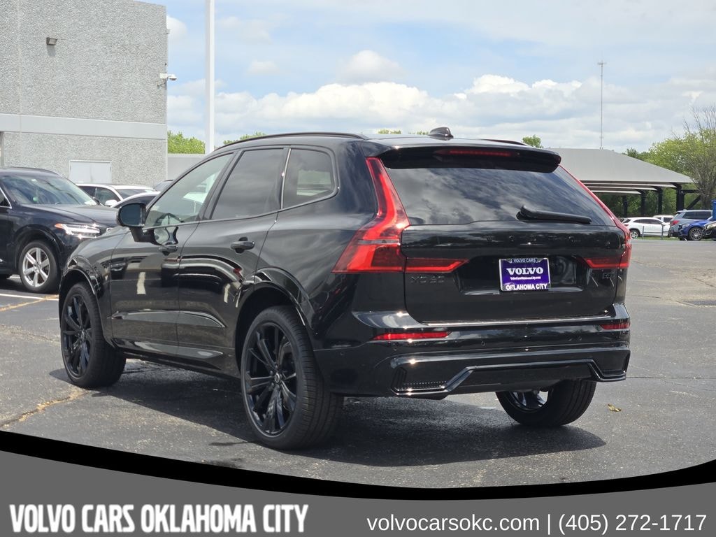 New 2026 Volvo XC60 B5 Ultra Black Edition SUV