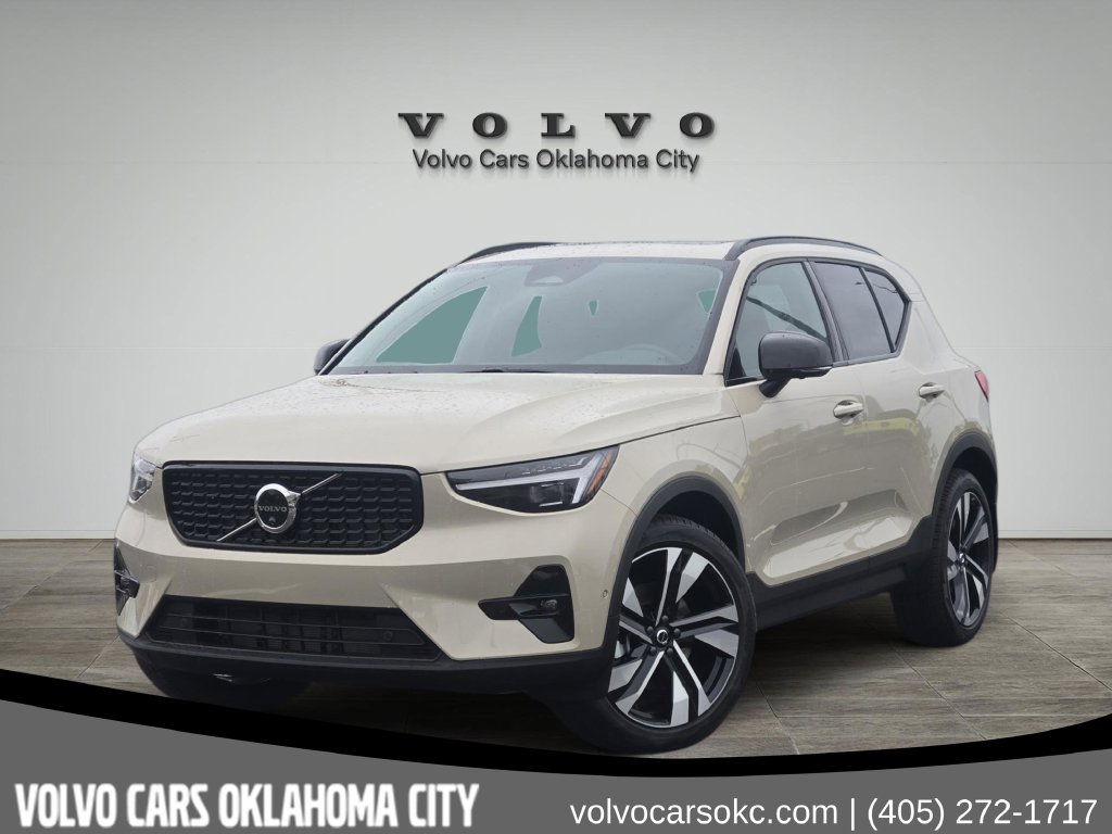 2026 Volvo XC40